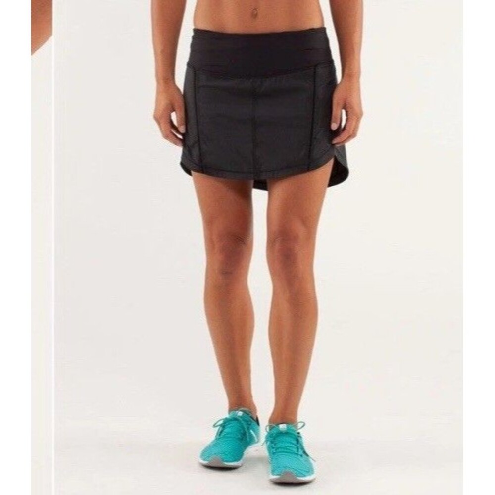 Lululemon full stride skirt skort Sz 8 Black